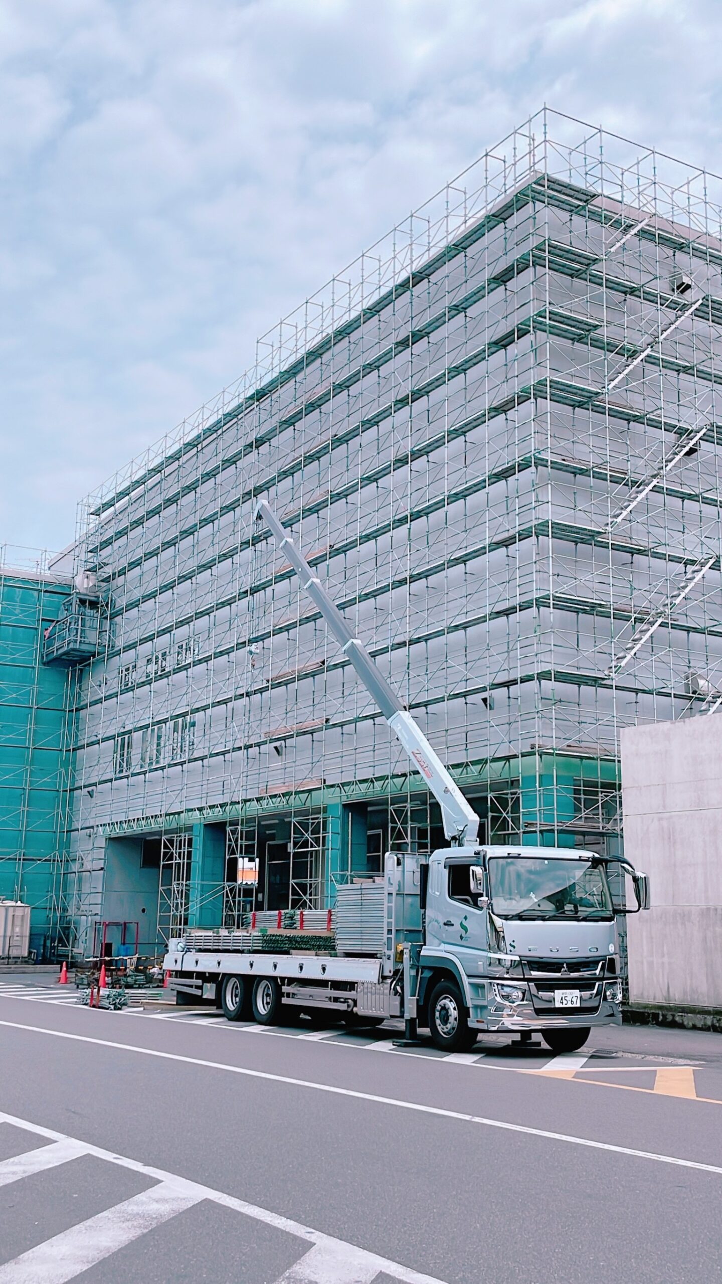 横浜ロジスティク外壁改修工事